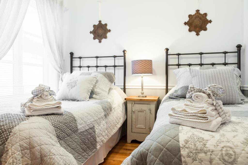 Gite Le Royal Champetre B&B Boischatel Zimmer foto